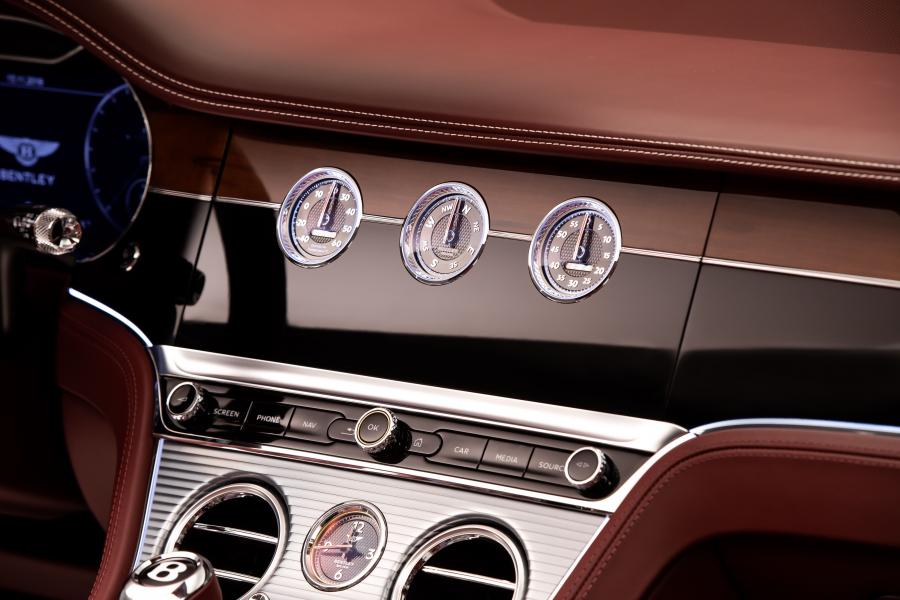 Детали интерьера Bentley Continental GT Convertible 2019 года  (WW) (фото 45 из 46)